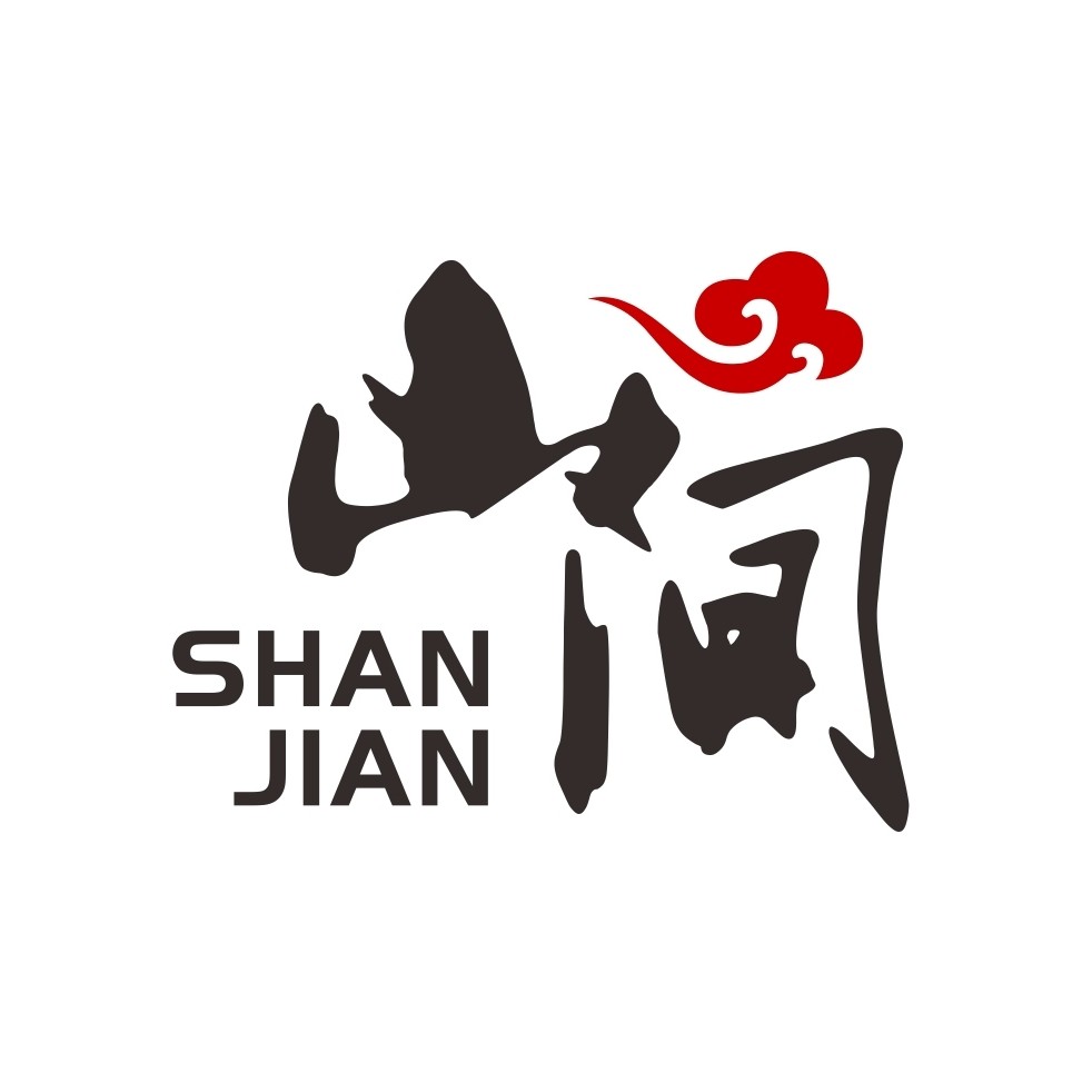 山间户外用品店的LOGO