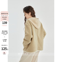 MOZAO advanced super-looking shorts jacket woman 2024 autumn and winter new slurred lamb wool even hat blouse