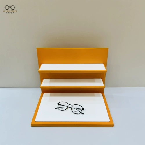 Стенд, солнцезащитные очки