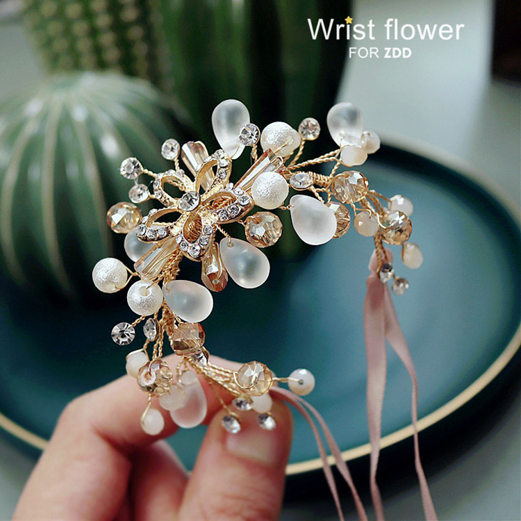Handmade upscale refined luxury bridal hand flowers gold bridesmaid wrist flower knot wedding hand tied flower children's table performance