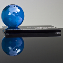 High-end Crystal Trophy Earth Memorial Seat Creativity Small Award Blue Earth Styling Crystal Town Paper Lettering