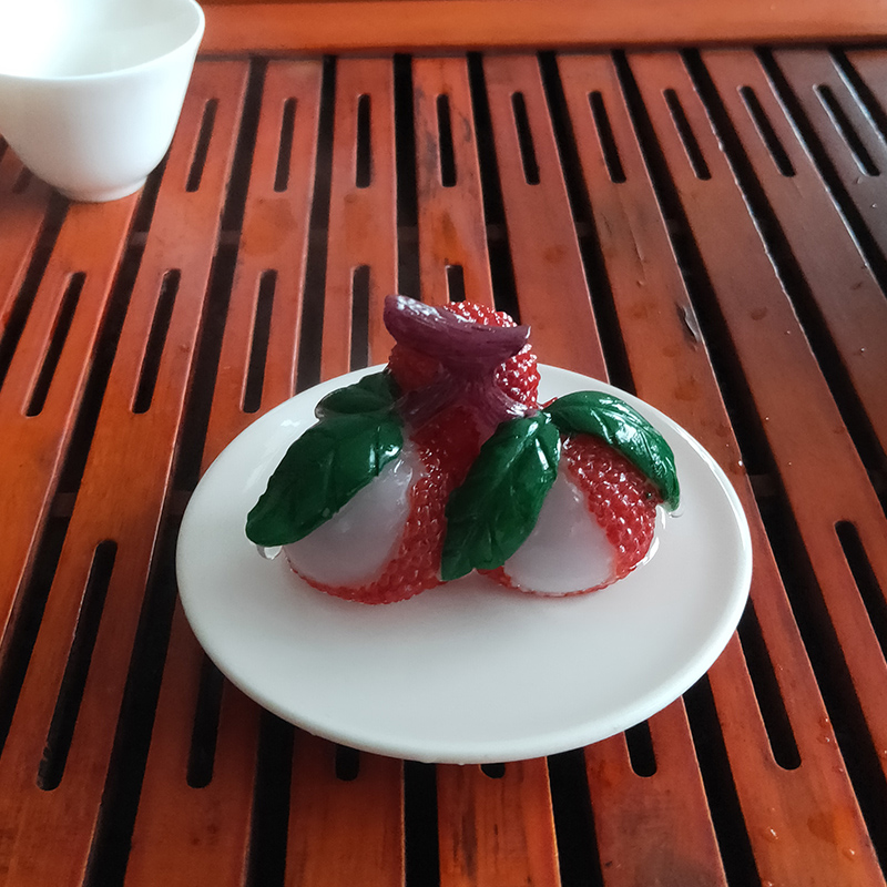 Shivering with the same style of discoloration lychee tea spotting piece New Personality Tea Play Tea Table Decoration Inspiring to the Forward Tea Trail