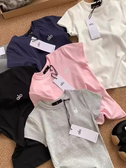 小众百搭圆领修身显瘦运动瑜伽短袖T恤女夏季新款美式正肩小上衣