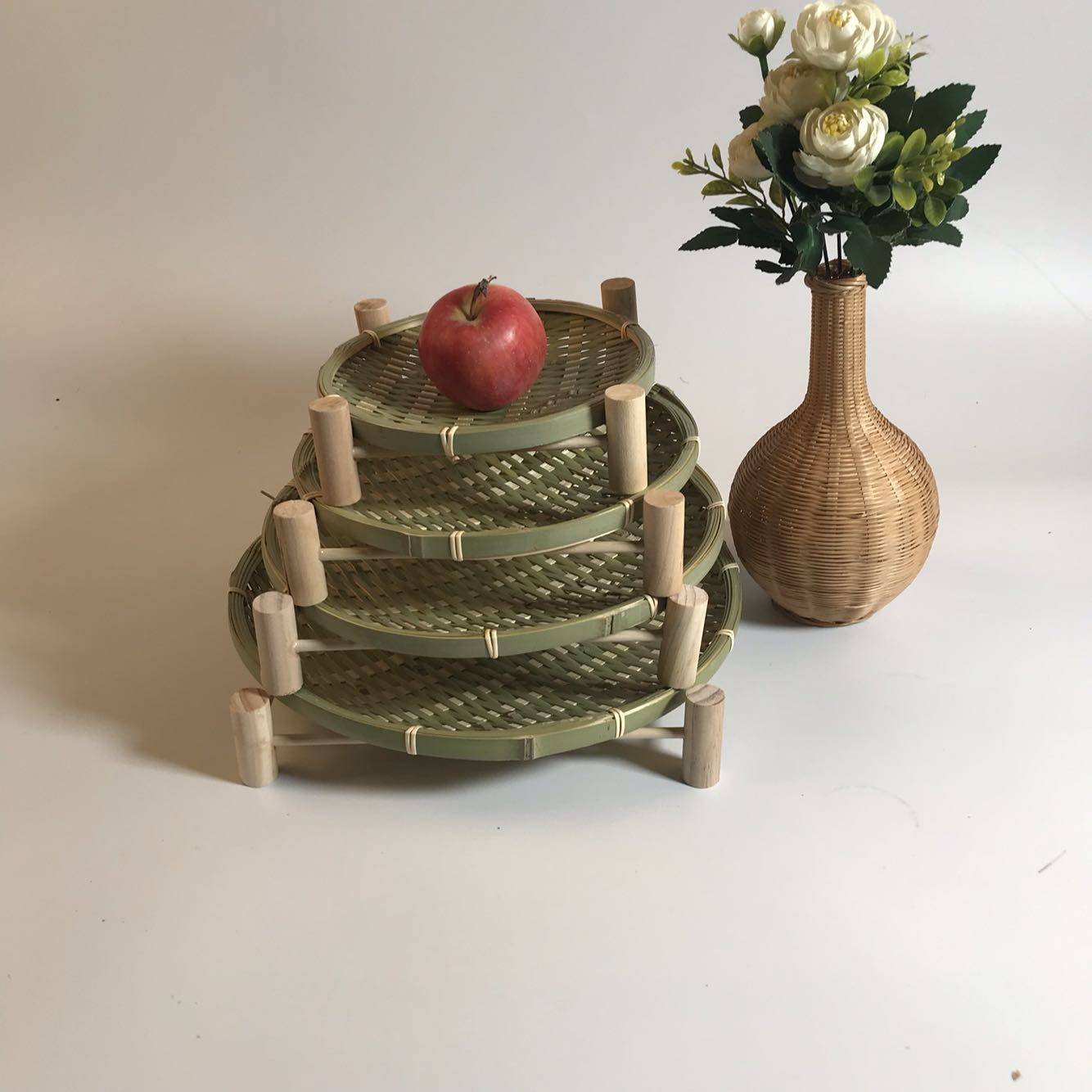 Handmade Bamboo Woven Fruit Basket Dustpan Hotel Farmhouse Tea Shop Tray Containing Bamboo buns Steamed Stuffed With creative Kindergarten decoration