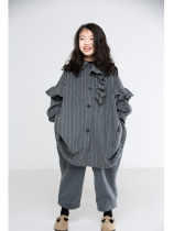 Little Big Planet New Year limited Foreign wool Vertical stripes Gangnam Style pleated velvet thickened coat Coat