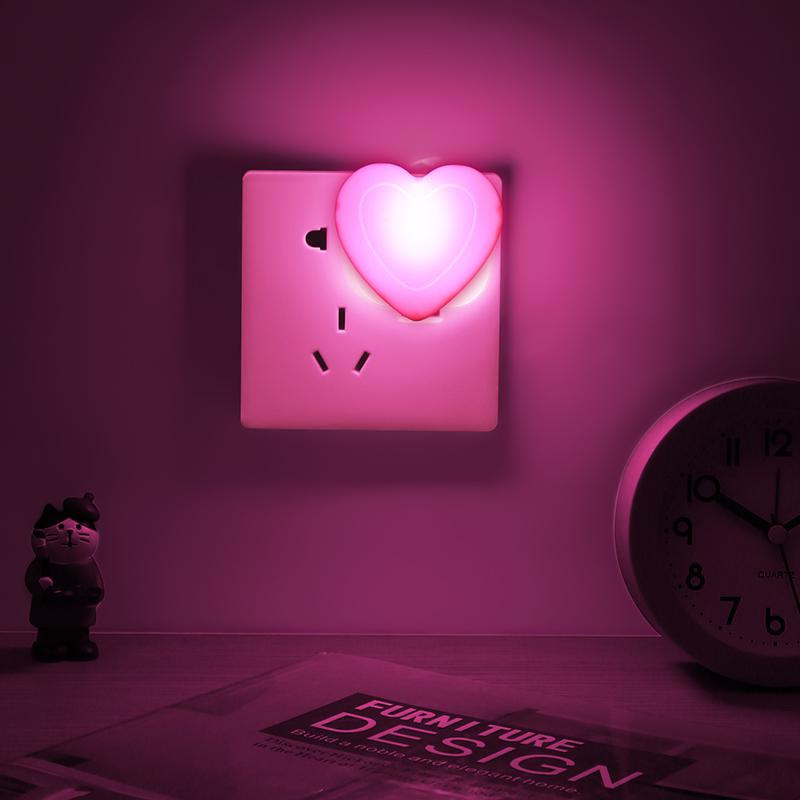 USB Plug-In Heart-Shaped Night Light, Couple's Room Atmosphere Light, Romantic Bedside Sleep Light for Couples' Bedroom USB Plug-In Heart-Shaped Night Light, Couple's Room Atmosphere Light, Romantic Bedside Sleep Light for Couples' Bedroom