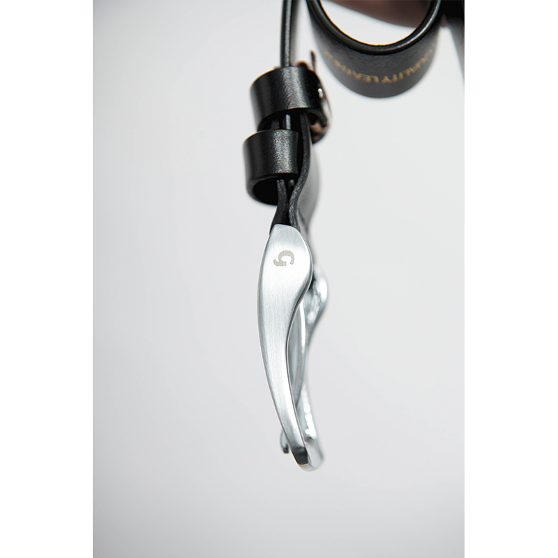 Tide WOO Exclusive TERRAINCOGNITAG Series Metal Silver Buckle Retro Head Layer Cow Leather Leather Belt 100 lap