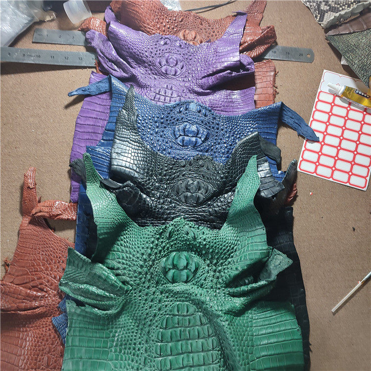 Crocodile multicolor whole piece of bone leather leather belly leather bamboo knots DIY bone bag wallet mobile phone protective shell meter with material