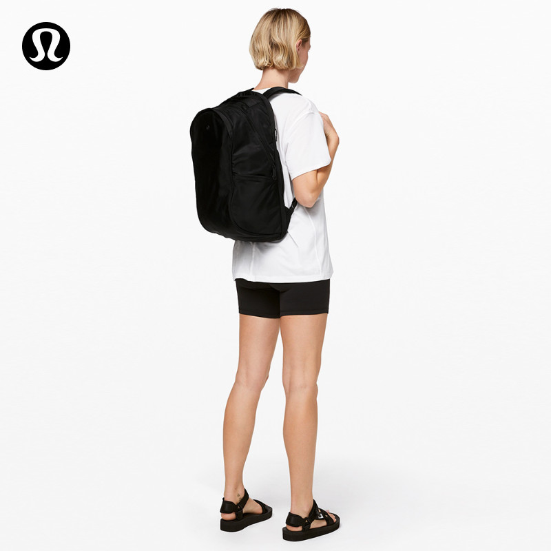 lululemon -- The Out of Range Ladies Sport Shoulder Bag LW9CHZS