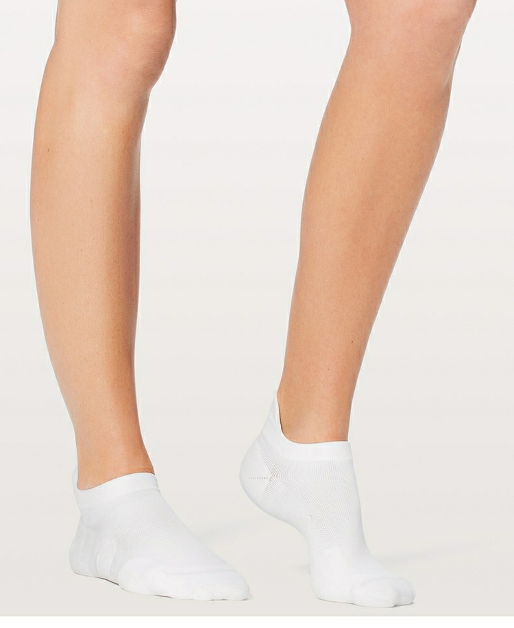 Lululemon socks Quần thể thao nữ tốc độ LW9AVNS tất thể thao cao cổ
