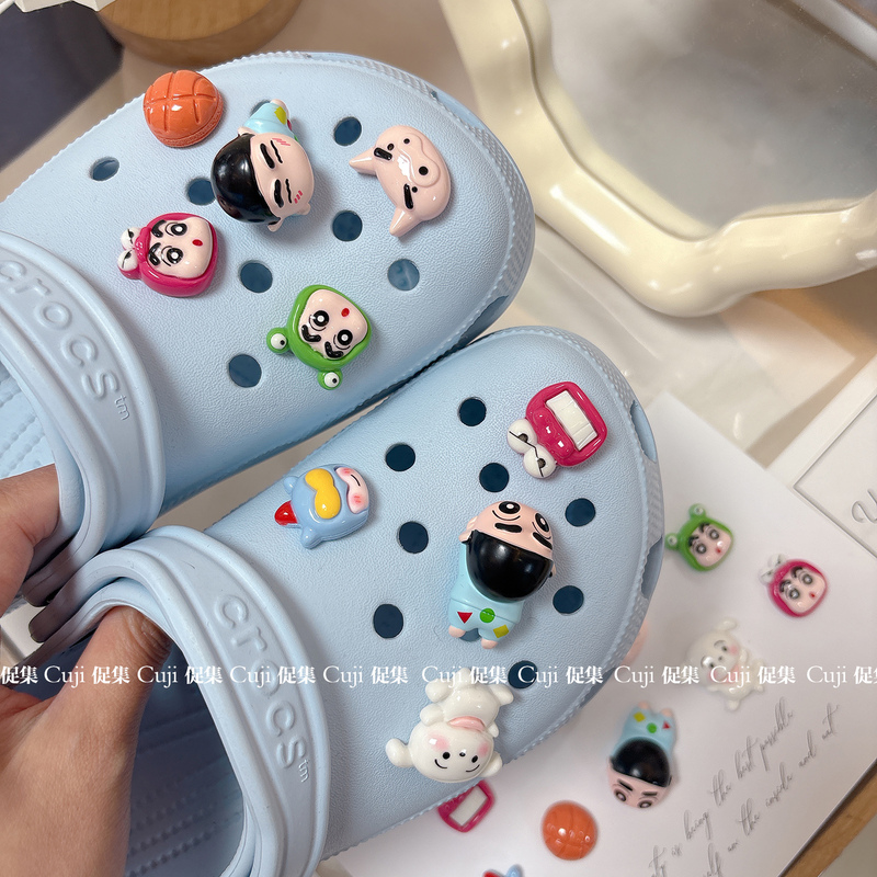 Cute Crayon Shin-Chan Crocs Shoe Charms Shoe Decorations Shoe Buttons Suitable for Crocs Children's Decoration DIY