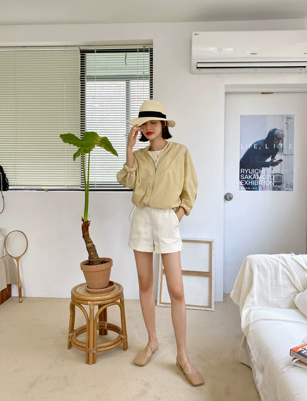 Cửa hàng quần áo Handu 2020 mùa hè mới cho phụ nữ áo khoác dài tay màu rắn áo len mỏng mỏng in triều ngắn - Áo khoác ngắn