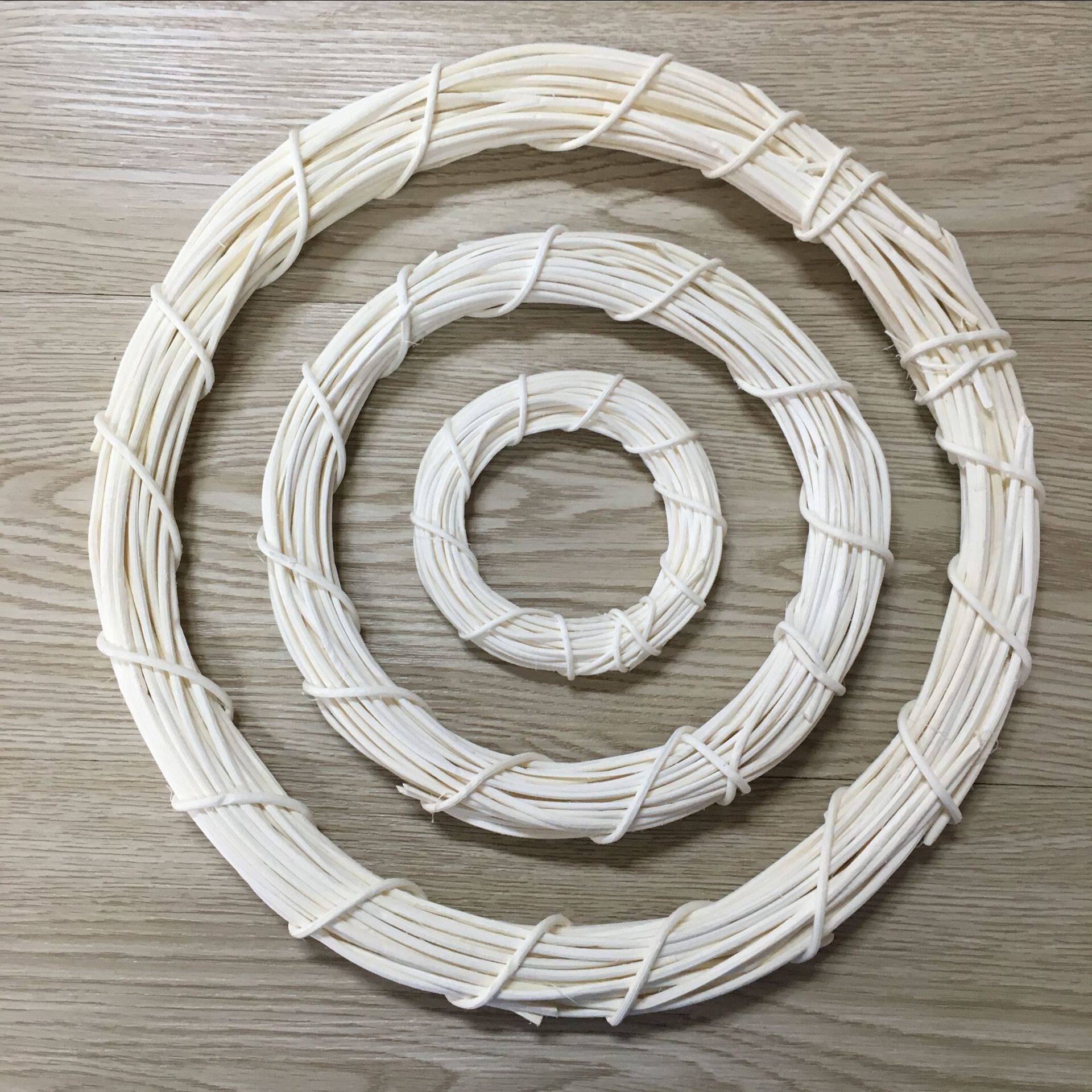 Rice white rattan ring Indonesian rattan ring birthday rattan ring bare ring festival wedding shop window door wreath decorations