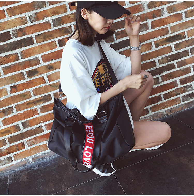 Túi du lịch khoảng cách ngắn nữ chéo vai chéo túi du lịch Phiên bản Hàn Quốc của túi hành lý dung tích lớn nam túi thể dục không thấm nước thủy triều may túi du lịch