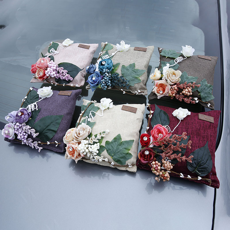 Car aromatherapy charcoal bag Bear incense bag Natural dry flower bamboo charcoal bag Deodorizing car accessories Car ornaments