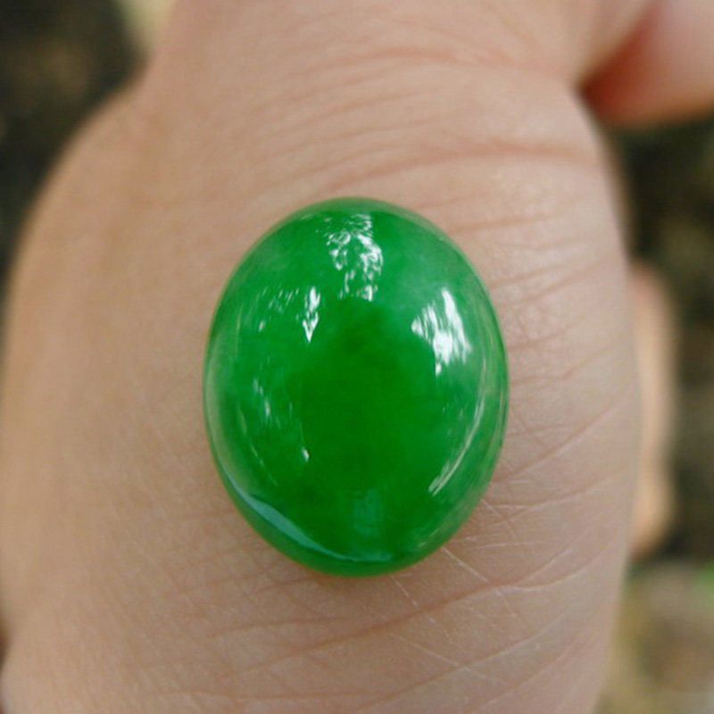 Burmese jadeite ring face ice seed yang green pigeon egg ring face bare stone can be inlaid ring with certificate jade jade
