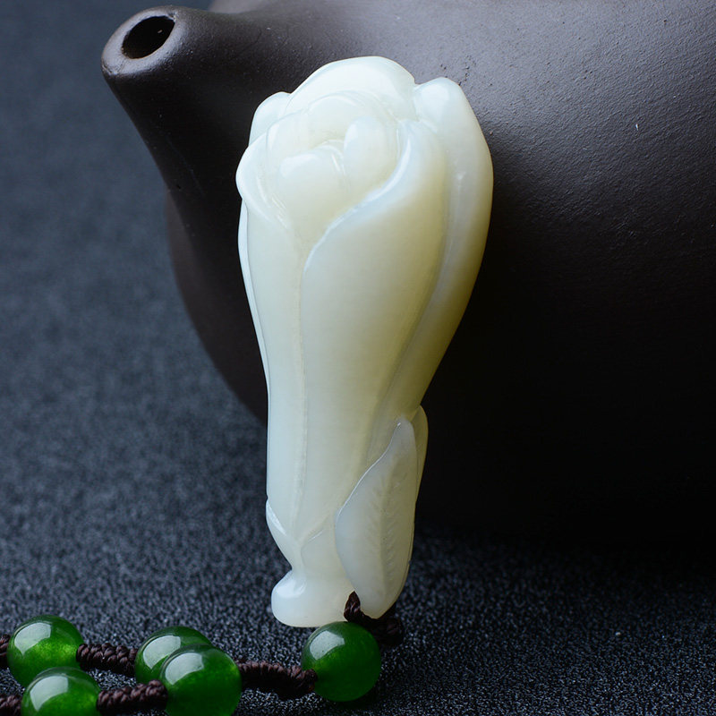 Xinjiang and Tian Yubai jade orchid pendant ladies with necklace with necklace Yupei jade pendant jade pendant sweater necklace