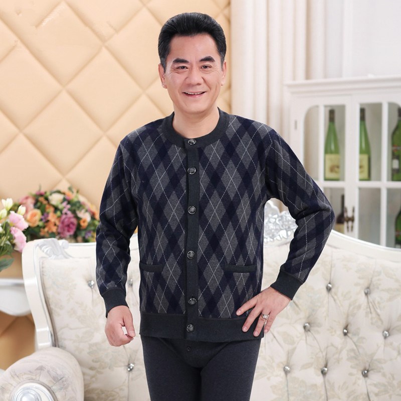 mã lớn trong những người phụ nữ đồ lót ấm già cộng mens nhung dày mùa thu ông bà áo thiết cardigan.