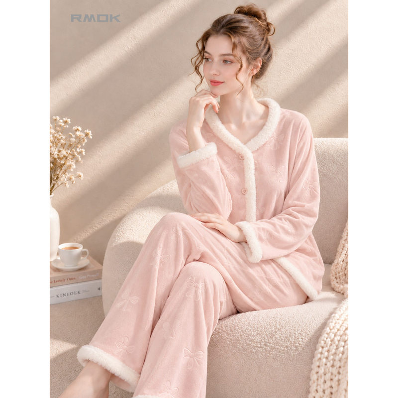 French Rmok 2026 New Style German Velvet Brushed Pajamas for Women, Autumn and Winter, Warm and Can Be Worn Outside, Home Wear French Rmok 2026 New Style German Velvet Brushed Pajamas for Women, Autumn and Winter, Warm and Can Be Worn Outside, Home Wear