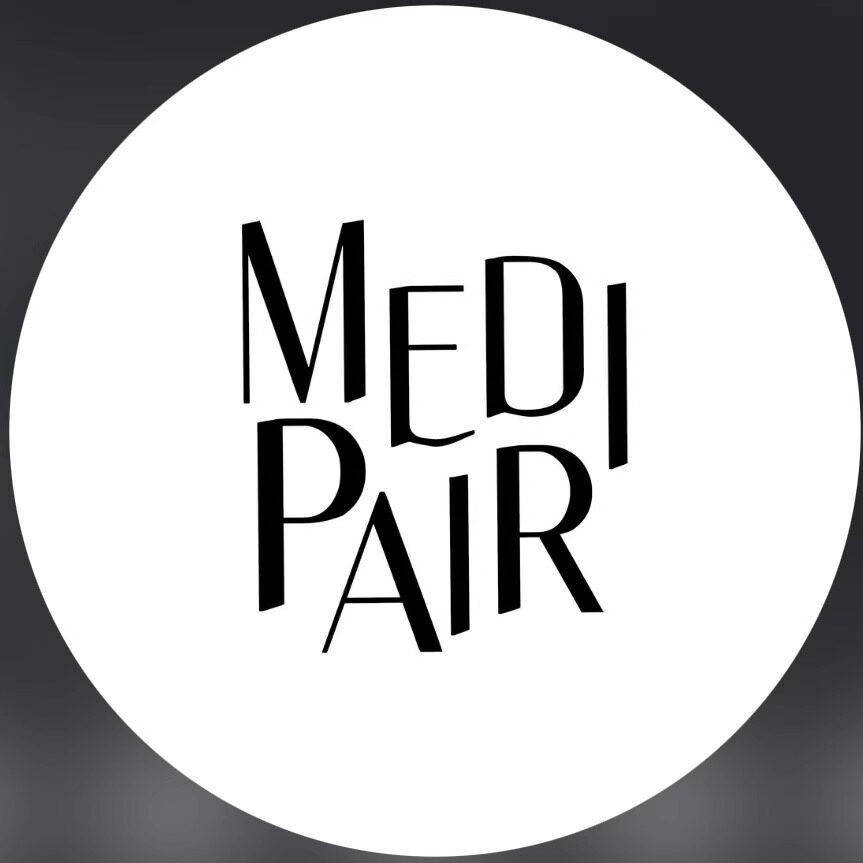韩国院线MediPair品牌店的LOGO