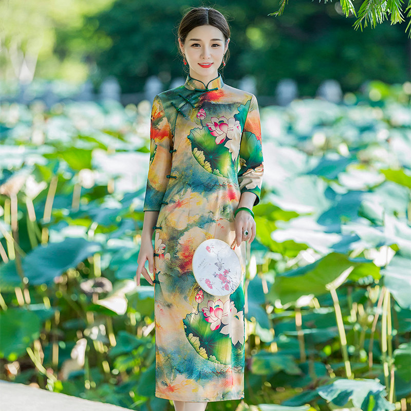 Huachu Classic Qipao Long Version Retro Temperament 2021 Autumn Winter New Improved Version Fashion Display Slim Chinese Converse Big Sleeves