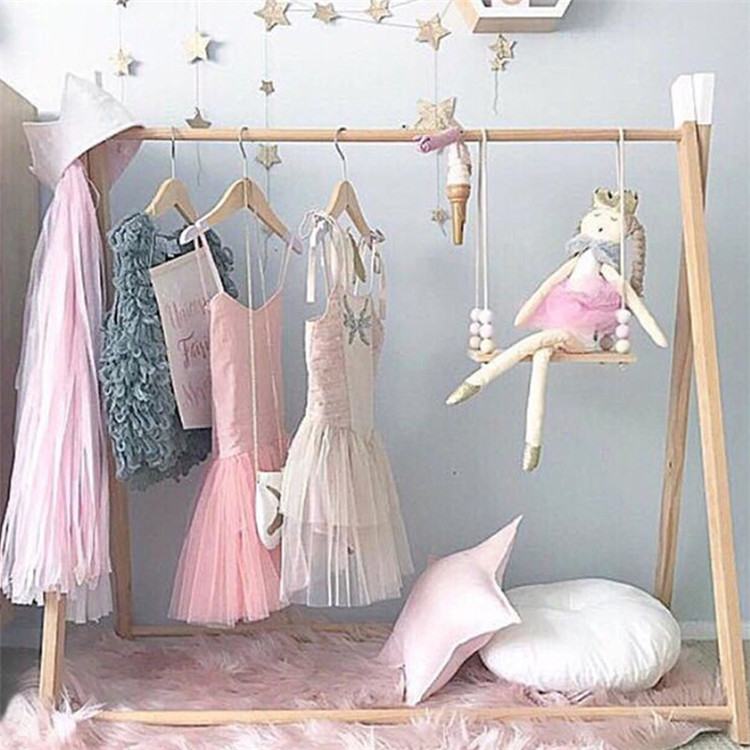 Nordic ins Children's room Easy landing Decorative Clothes Hanger Children's Clothing Display Wooden Frame Photo Gallery Photo Props