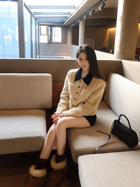 [Little Relative]Fulffy Mei Mei 2025 Autumn/Winter Women's New Miu-Style Brown Lapel Lamb Wool Coat