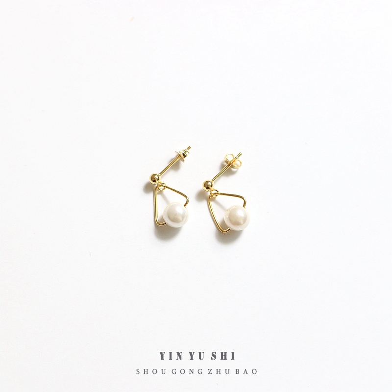 Pearl Stud Earrings 925 Silver Note 14K Gold Simple Geometric Triangle Earrings Temperament Elegant Short Earrings Women