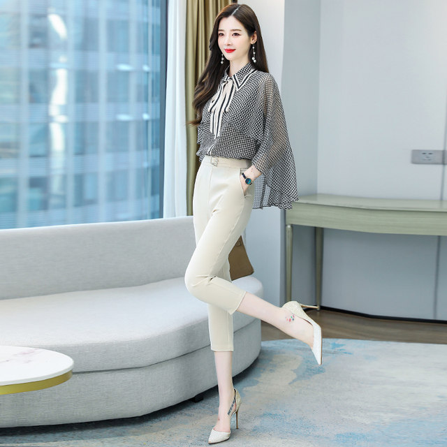 High-end professional suit women's summer 2022 new fashion temperament goddess Fan age reduction foreign style thin two-piece suit