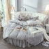Mùa đông gia đình giường tròn bốn cộng dày nhung bedspread giường váy tròn san hô tờ cashmere lông cừu Bộ đồ giường - Bộ đồ giường bốn mảnh