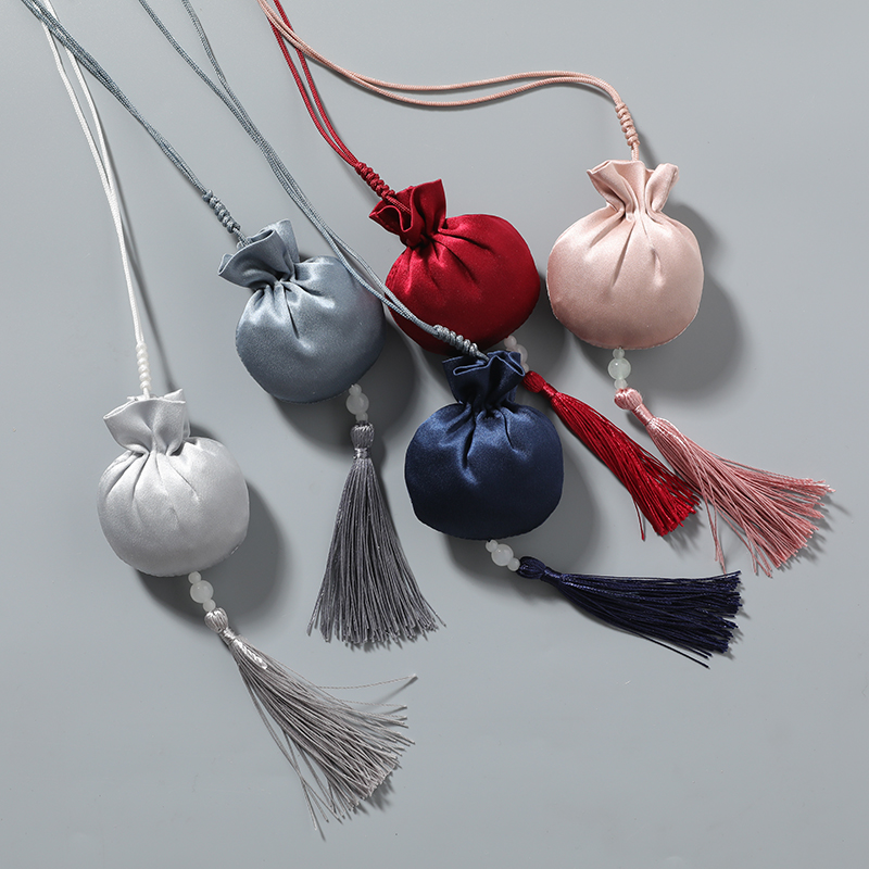 Cnsilk mulberry silk sachet sachet lavender car sachet carry car pendant can be customized