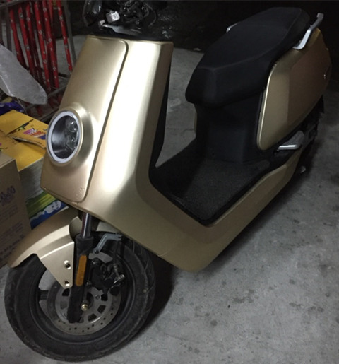 Locomotive Sub-Light Ice Film Blue Bodywork Change Color Film Complete Vehicle Stickers Red Frosted Electric Car Decoration Cling Film