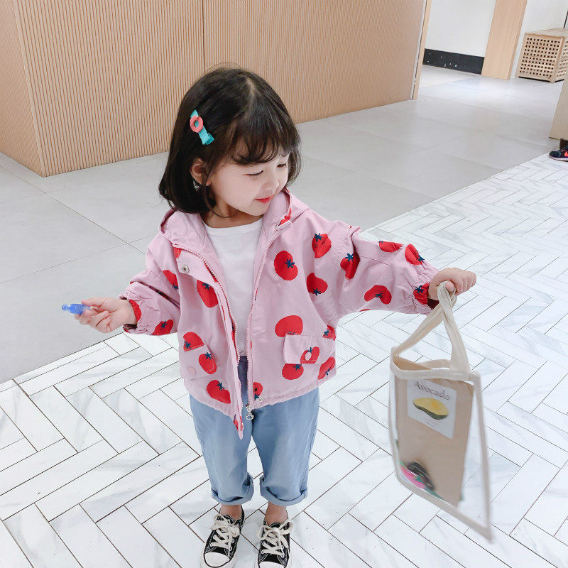 Infant coat female spring and autumn 1-3 years old Korean version of the princess windbreaker girl autumn clothes baby 2 children fashionable Western style coat