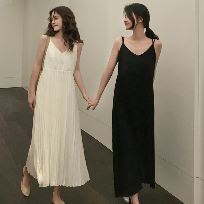 Pregnant women suspenders pregnant spring and summer outside wearing chiffon pregnant women pleated dress tide spicy mom appear thin cover belly long skirt