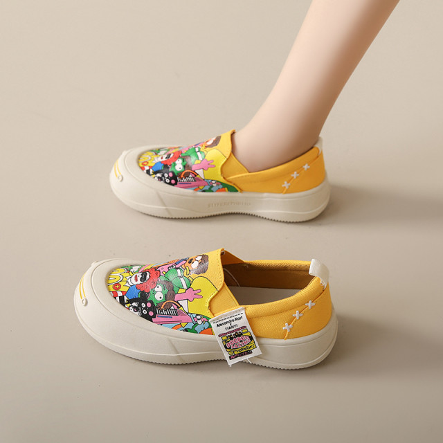 4142 large size canvas shoes for women in spring and summer