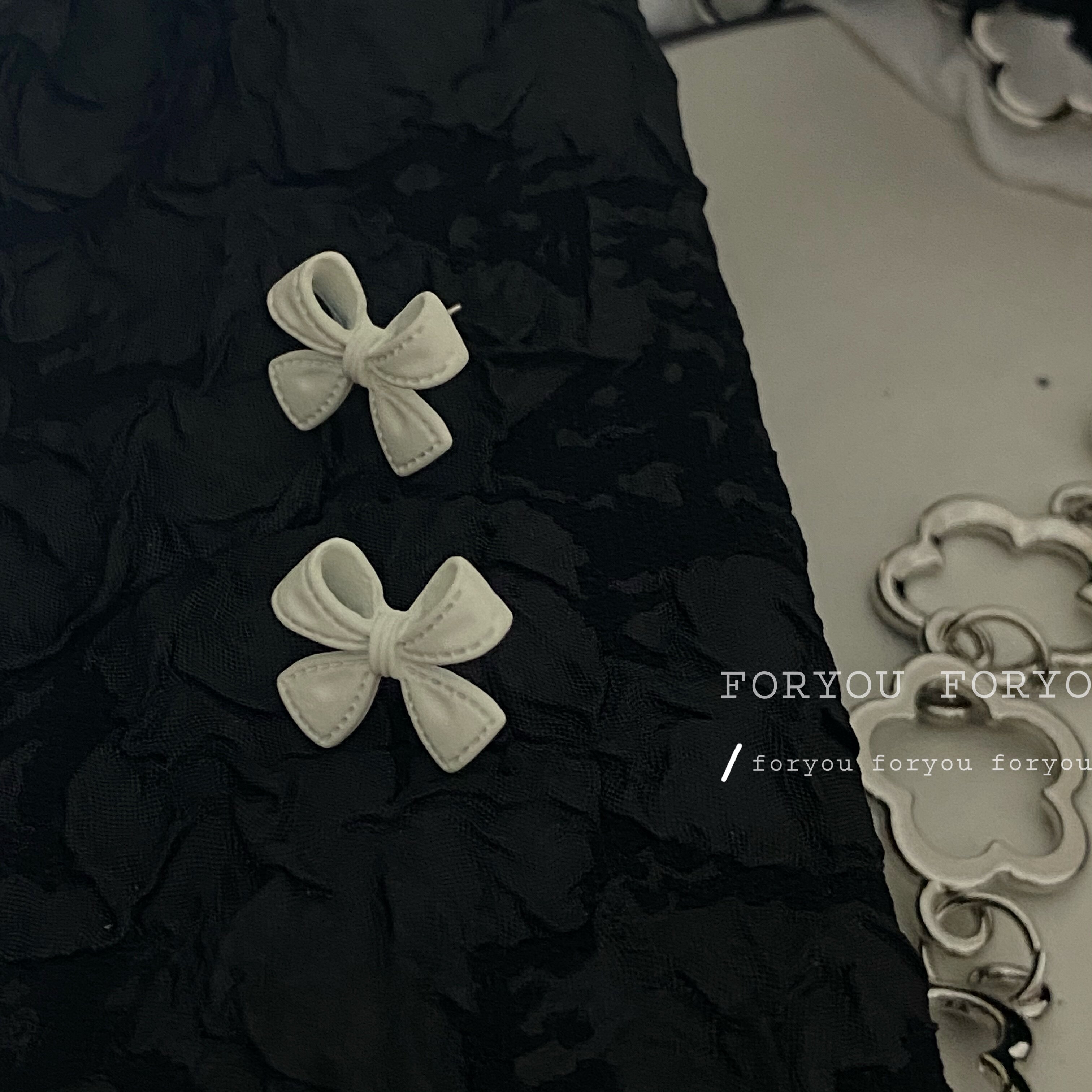 Princess Wind Matt Baking Lacquered Butterfly Knot Ear Nail Cute Delicate Teenage Girl Ear Clip New Tide Lady No Earhole Summer