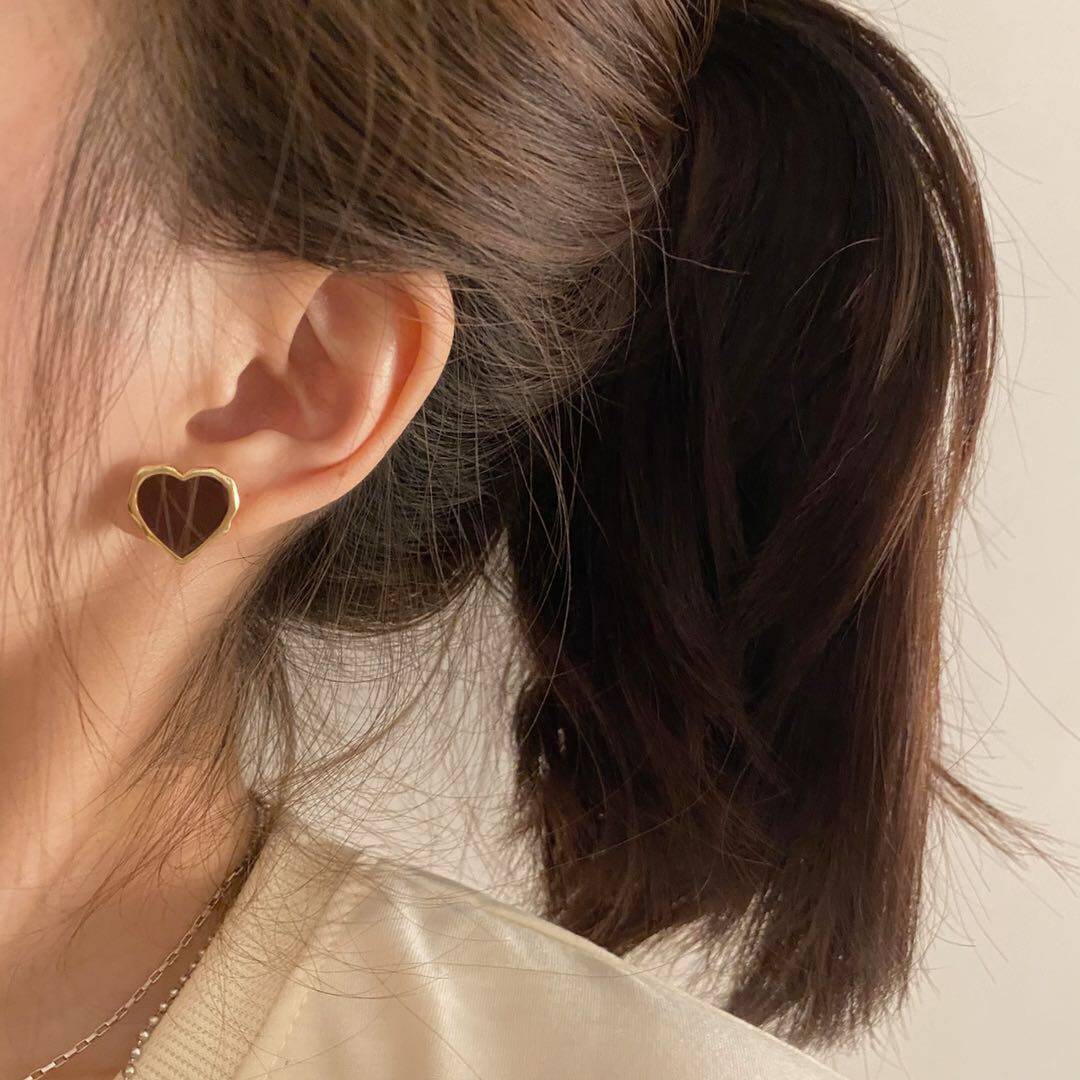 Sweet love simple wine red earrings female all-match earrings without ear holes cute student screw ear clips white