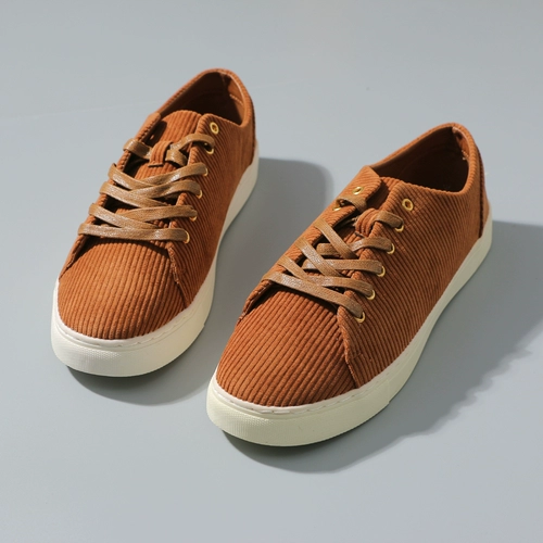 Европейский и американский сингл!Шкаф 39,9 Нож!23 ранняя осенняя мужская ретро -сердечная бархат