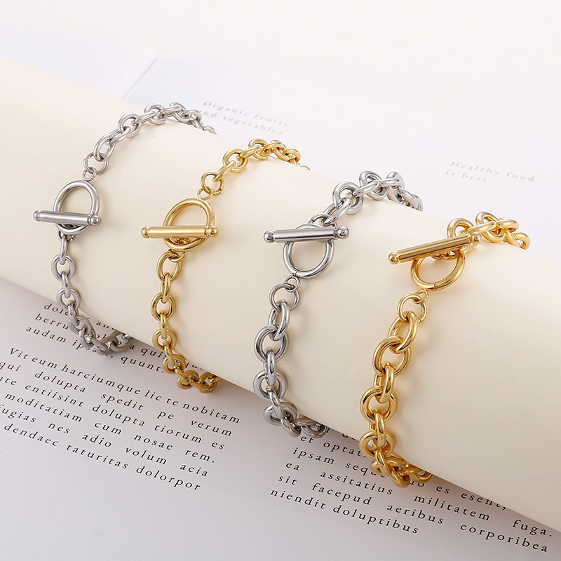 European and American Fashion Niche Chain Bracelet with a Simple and Sophisticated Design, Cross Couple Bracelet with Ot Clasp European and American Fashion Niche Chain Bracelet with a Simple and Sophisticated Design, Cross Couple Bracelet with Ot Clasp