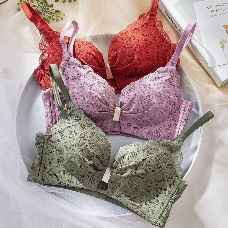 Latex underwear women's small breasts gather flat breasts thickened Metropolis Sexy limen No steel ring white bra hood Summer