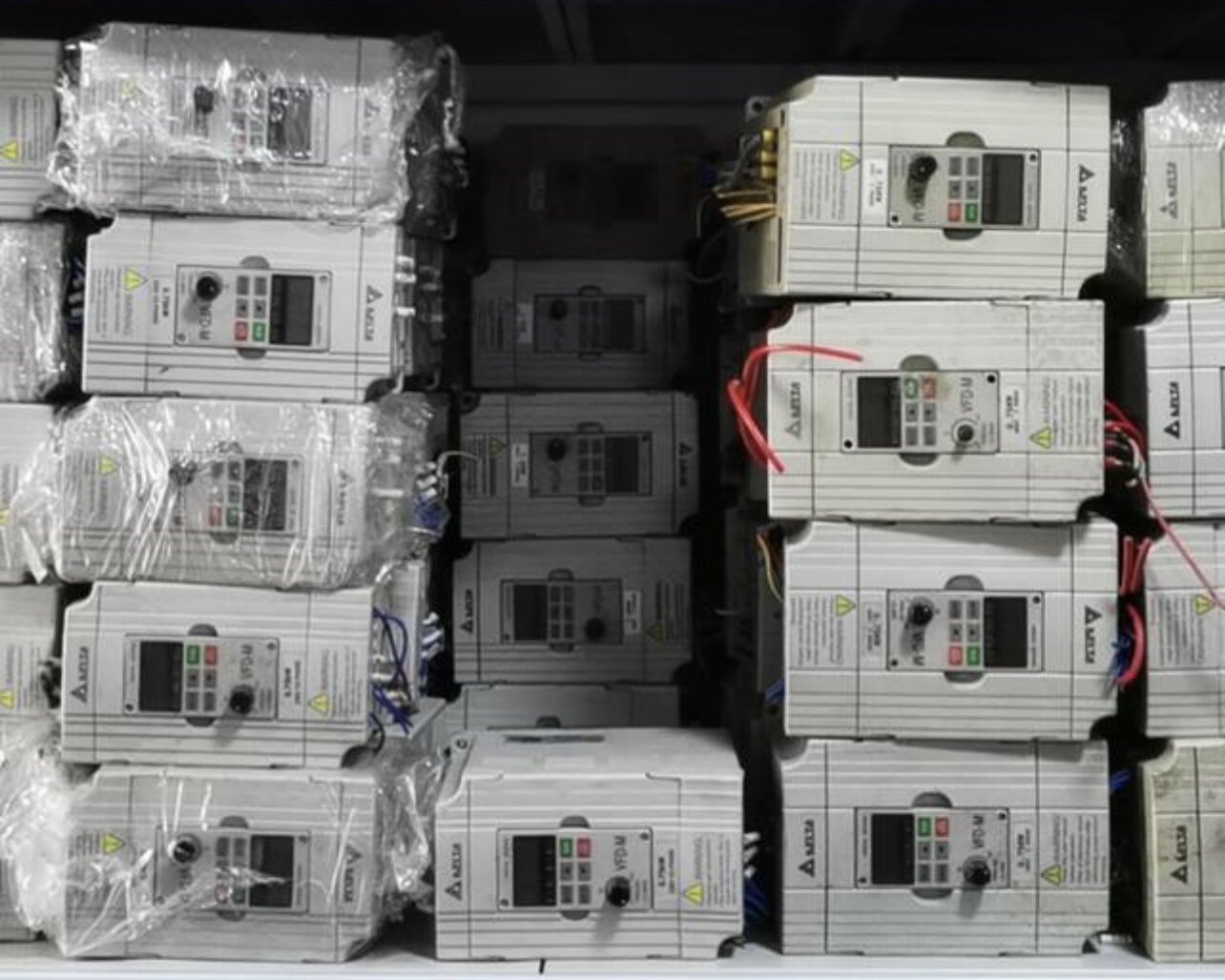 Second-hand Delta Inverter VFD037M43B VFD055M43B VFD075M43B 3 7 5 5 7 5KW