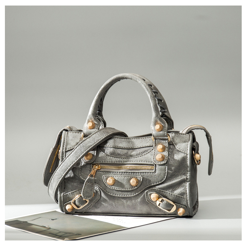 Cross-Border Paris Crossbody Bag, Genuine Leather Biker Bag, Tassel Studded Handbag, Vintage Trendy Brand, Versatile Same Style
