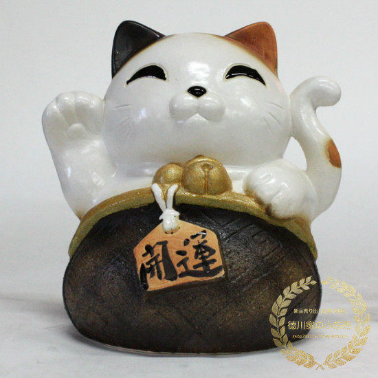 Japanese traditional and Fengxin Le pottery pottery wallet of the treasure cat cute opening up the piece of wealth and safety