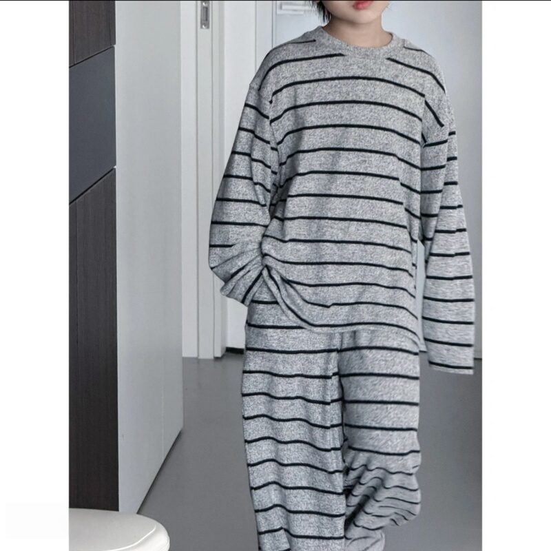 Boys' Autumn Striped Pajama Set 2026 New Children's Parent-Child Outfit Loungewear Children's Clothing Two-Piece Set for Older Children
