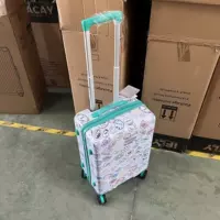 Белый с зеленым