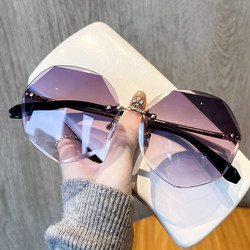 2024 New Style Sunglasses for Women Frameless Cut Edge Polygonal Korean Version Internet Celebrity Anti-Uv Slimming Sunglasses for Women Trendy