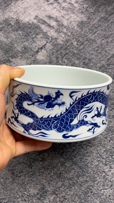 16*9 Jingdezhen Ceramic Hand-Painted Blue and White Double Dragon Tea Residue Jar with Straight Mouth, Underglaze, High Temperature Fired, for Home Use and Gift-Giving 16*9 Jingdezhen Ceramic Hand-Painted Blue and White Double Dragon Tea Residue Jar with Straight Mouth, Underglaze, High Temperature Fired, for Home Use and Gift-Giving