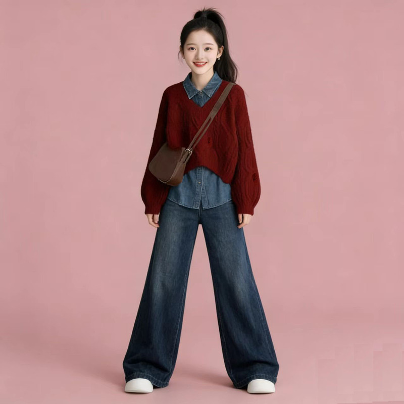 Girls' Red Sweater and Shirt Set in College Style for Autumn and Winter 2026, Super Trendy Outfit Girls' Red Sweater and Shirt Set in College Style for Autumn and Winter 2026, Super Trendy Outfit