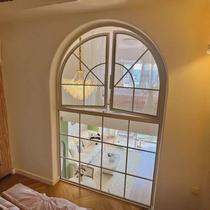 French iron retro arched casement window restaurant cafe floor-to-ceiling windows indoor study loft window customization