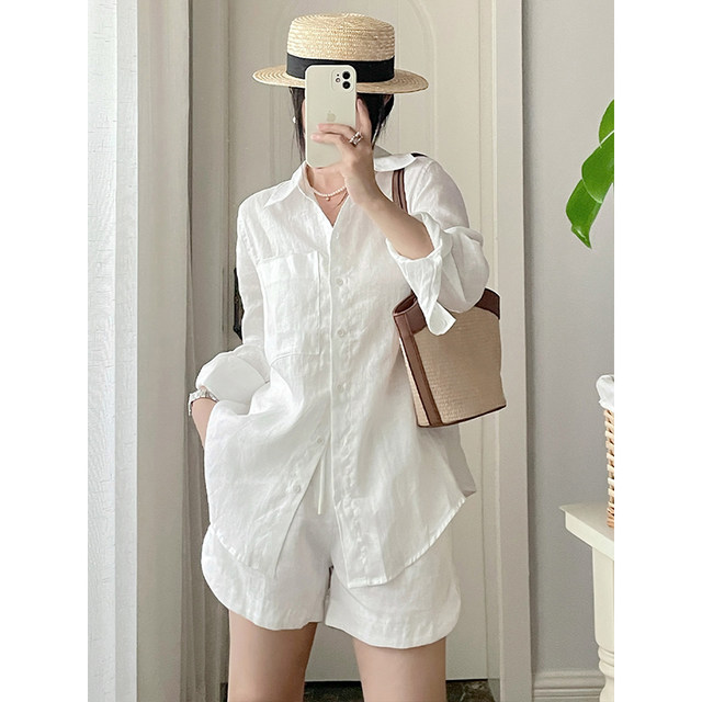 ເສື້ອຍືດຍາວສີຂາວ linen ສອງສິ້ນ